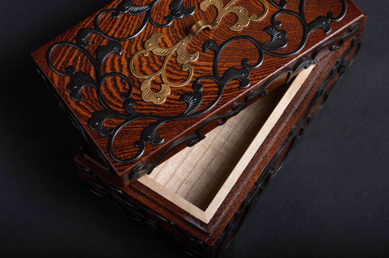 Iwayado Tansu - box